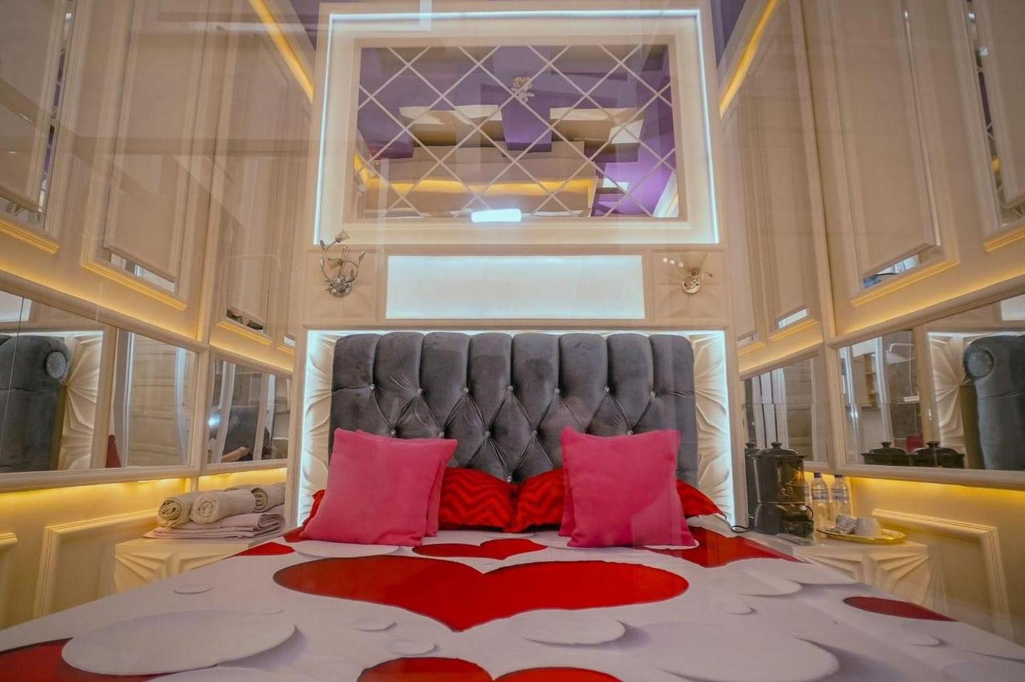 The One Hotel Gorontalo Mitra Reddoorz Telaga Экстерьер фото